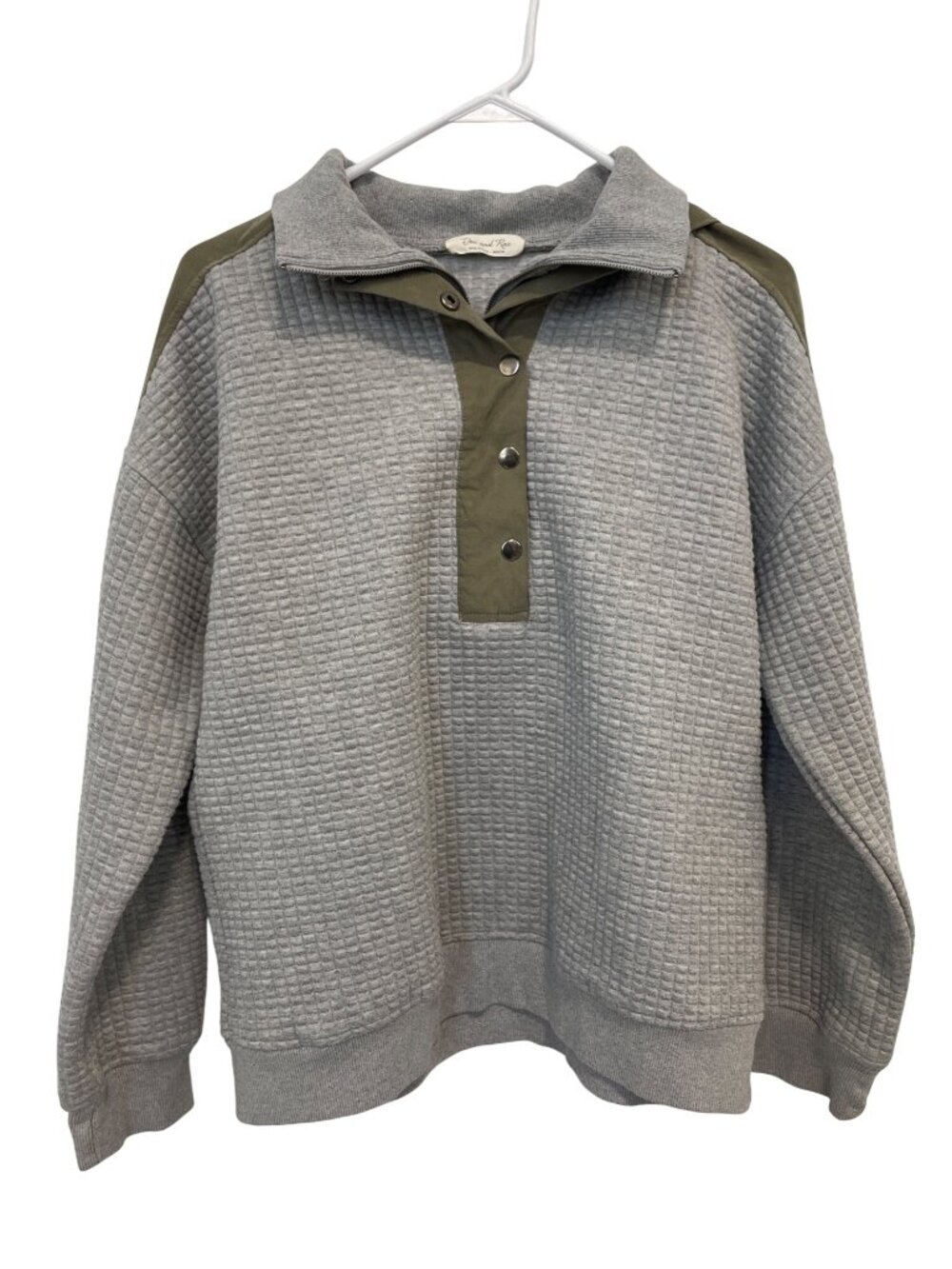Doe And Rae Hoodie Sweatshirt Medium Snap Front Waffle Knit Gray Olive Relaxed